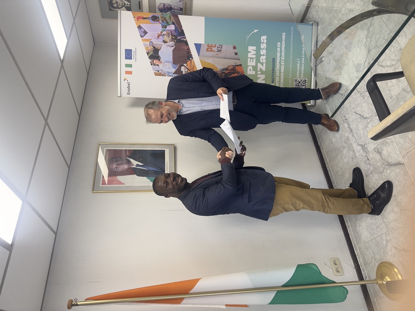 Signature du partenariat entre Thelema Corporation et ABOUT IT